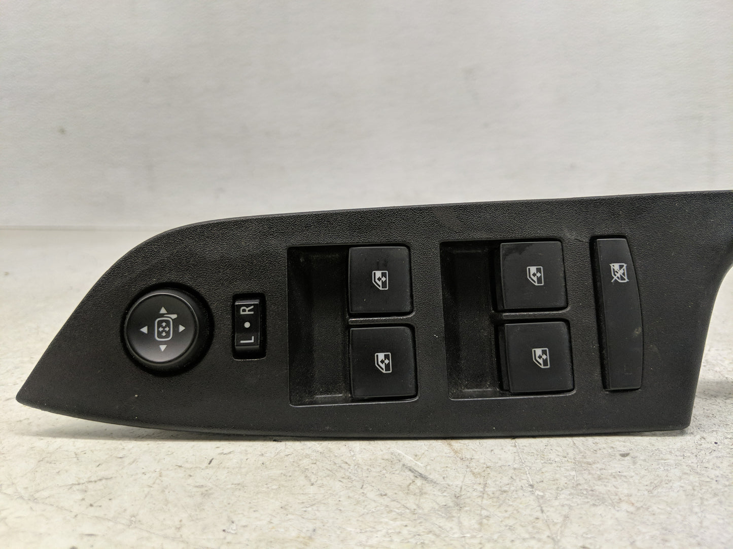 2010-2017 Chevrolet Equinox Master Power Window Switch Replacement Driver Side Left P/N:20917599 Fits OEM Used Auto Parts - 