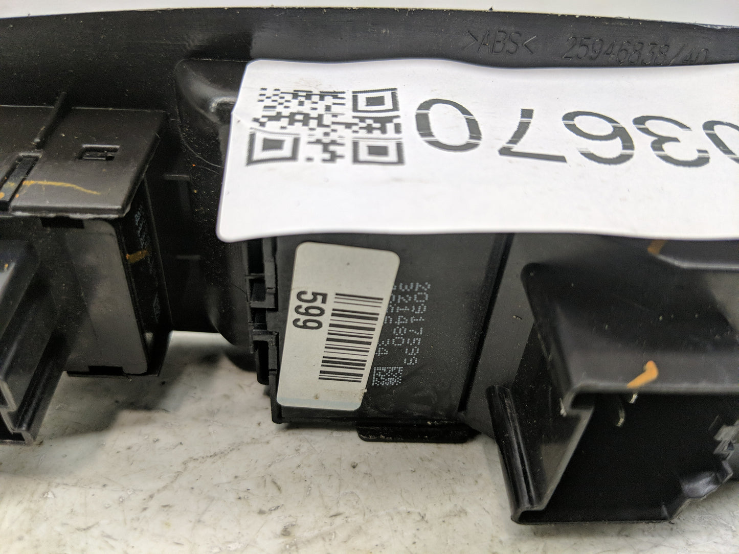2010-2017 Chevrolet Equinox Master Power Window Switch Replacement Driver Side Left P/N:20917599 Fits OEM Used Auto Parts - 