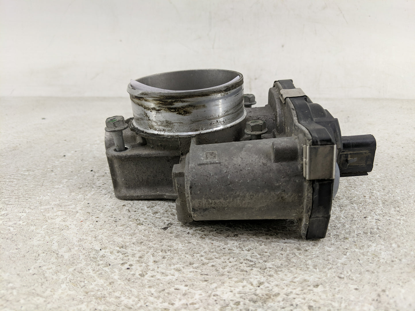 2016-2017 Chevrolet Equinox Throttle Body P/N:12670834AA Fits Fits 2016 2017 OEM Used Auto Parts - Oemusedautoparts1.com
