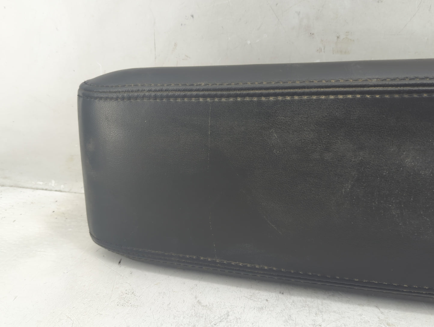 2017 Chevrolet Equinox Center Console Armrest Cover Lid Fits OEM Used Auto Parts - Oemusedautoparts1.com