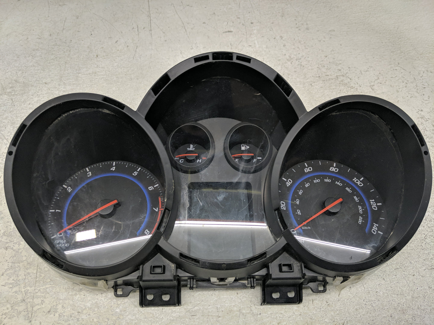 2013-2017 Chevrolet Equinox Instrument Cluster Speedometer Gauges Fits Fits 2013 2014 2015 2016 2017 OEM Used Auto Parts - O