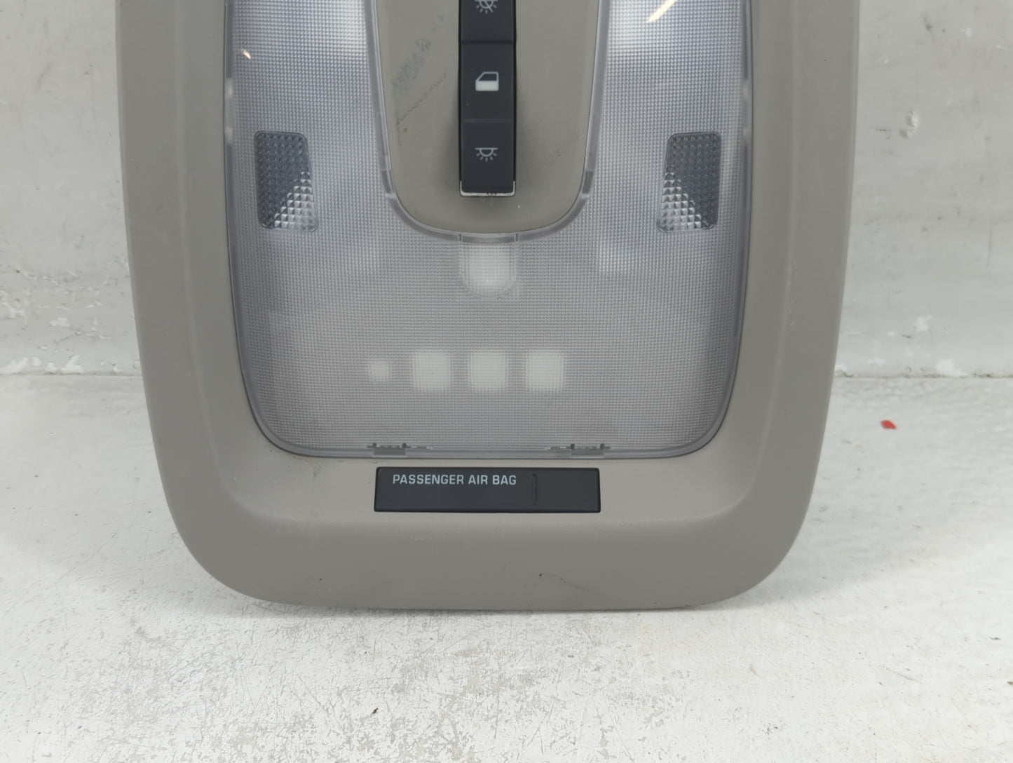 2017 Chevrolet Equinox Overhead Roof Console - Oemusedautoparts1.com