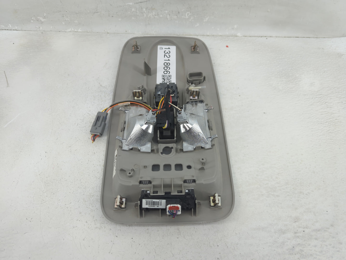 2017 Chevrolet Equinox Overhead Roof Console - Oemusedautoparts1.com