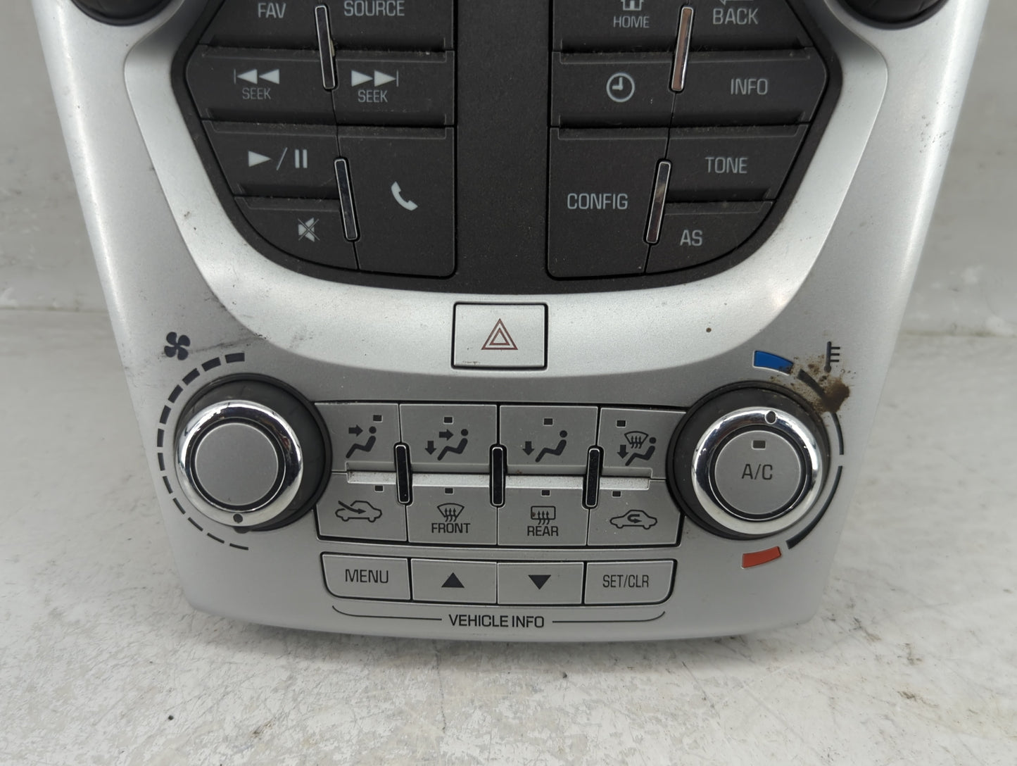 2016-2017 Chevrolet Equinox Radio Control Panel - Oemusedautoparts1.com
