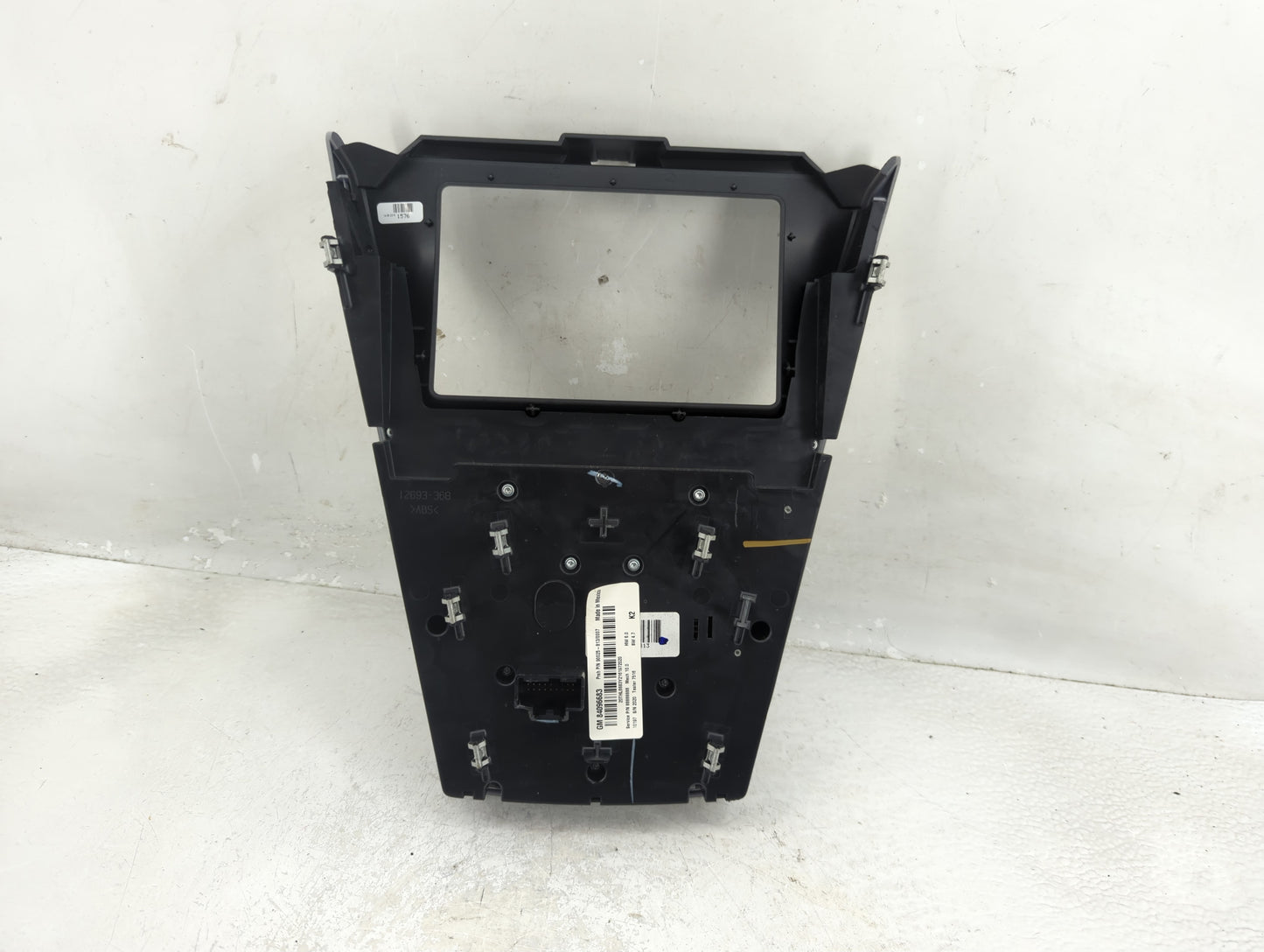 2016-2017 Chevrolet Equinox Radio Control Panel - Oemusedautoparts1.com