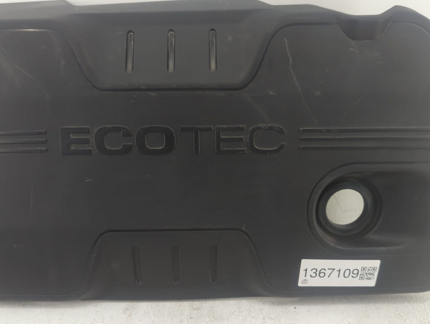 2017 Chevrolet Equinox Engine Cover - Oemusedautoparts1.com