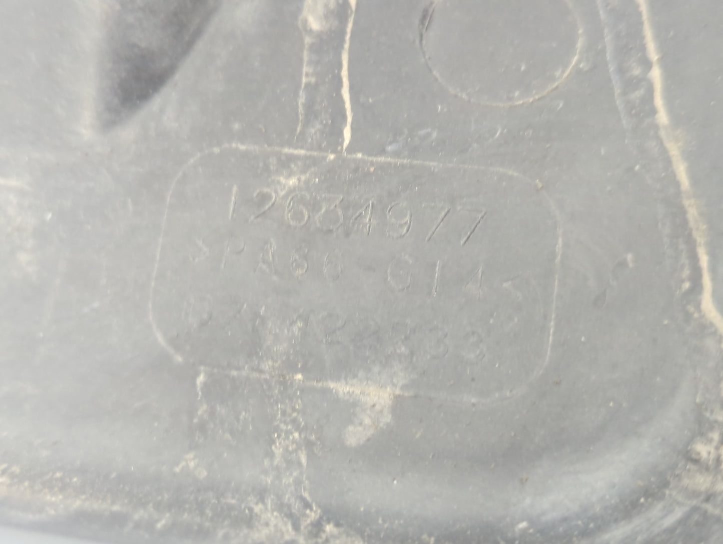 2017 Chevrolet Equinox Engine Cover - Oemusedautoparts1.com