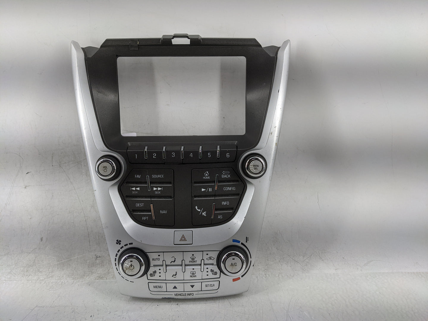 2016-2017 Chevrolet Equinox Radio Control Panel - Oemusedautoparts1.com