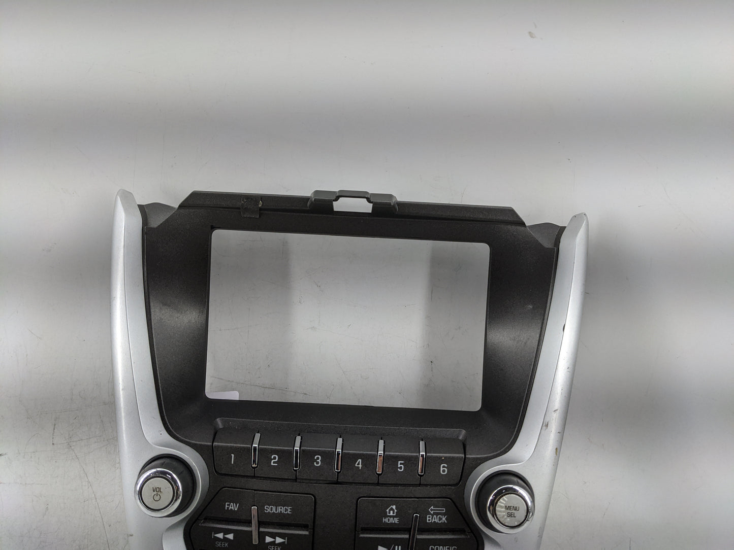 2016-2017 Chevrolet Equinox Radio Control Panel - Oemusedautoparts1.com