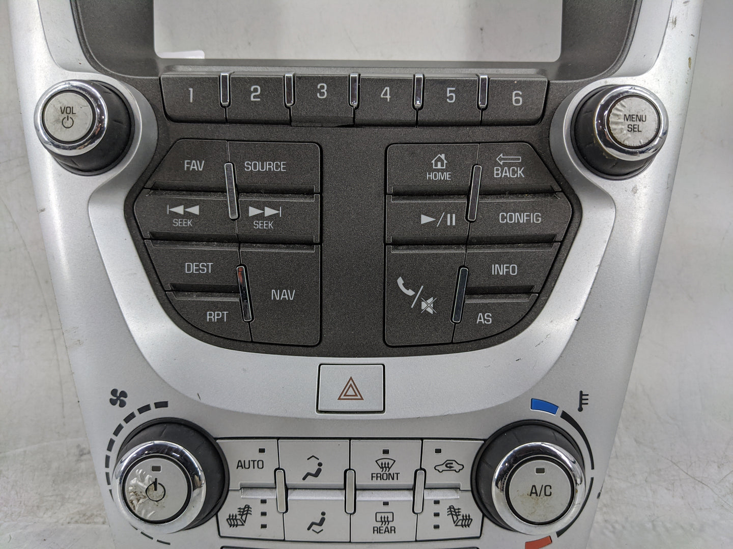 2016-2017 Chevrolet Equinox Radio Control Panel - Oemusedautoparts1.com