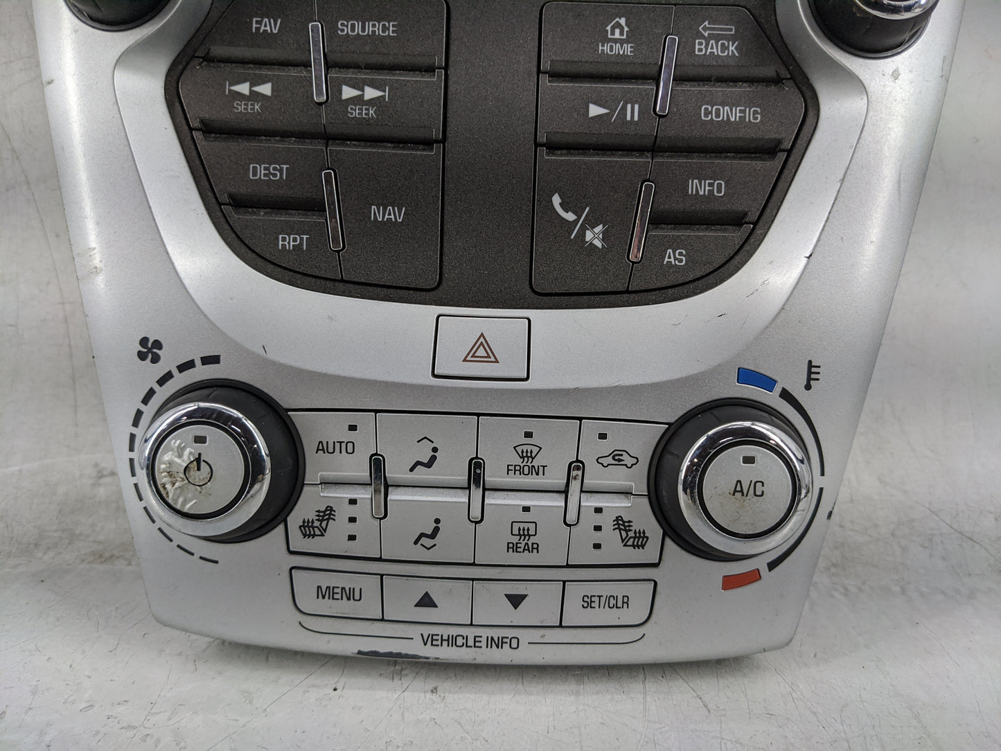 2016-2017 Chevrolet Equinox Radio Control Panel - Oemusedautoparts1.com