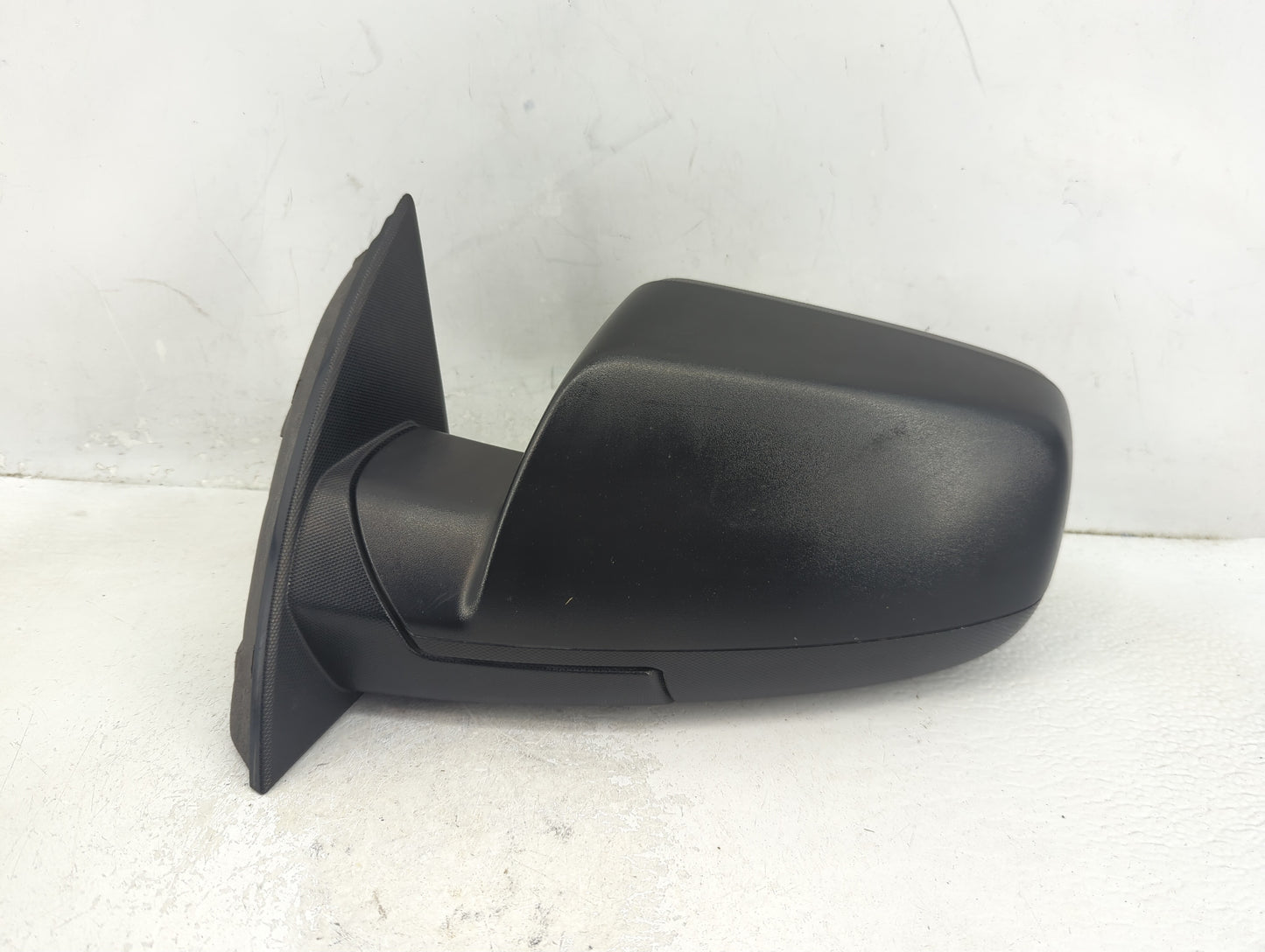 2015-2017 Chevrolet Equinox Driver Side View Mirror - Left Door Mirror OEM Used - Oemusedautoparts1.com