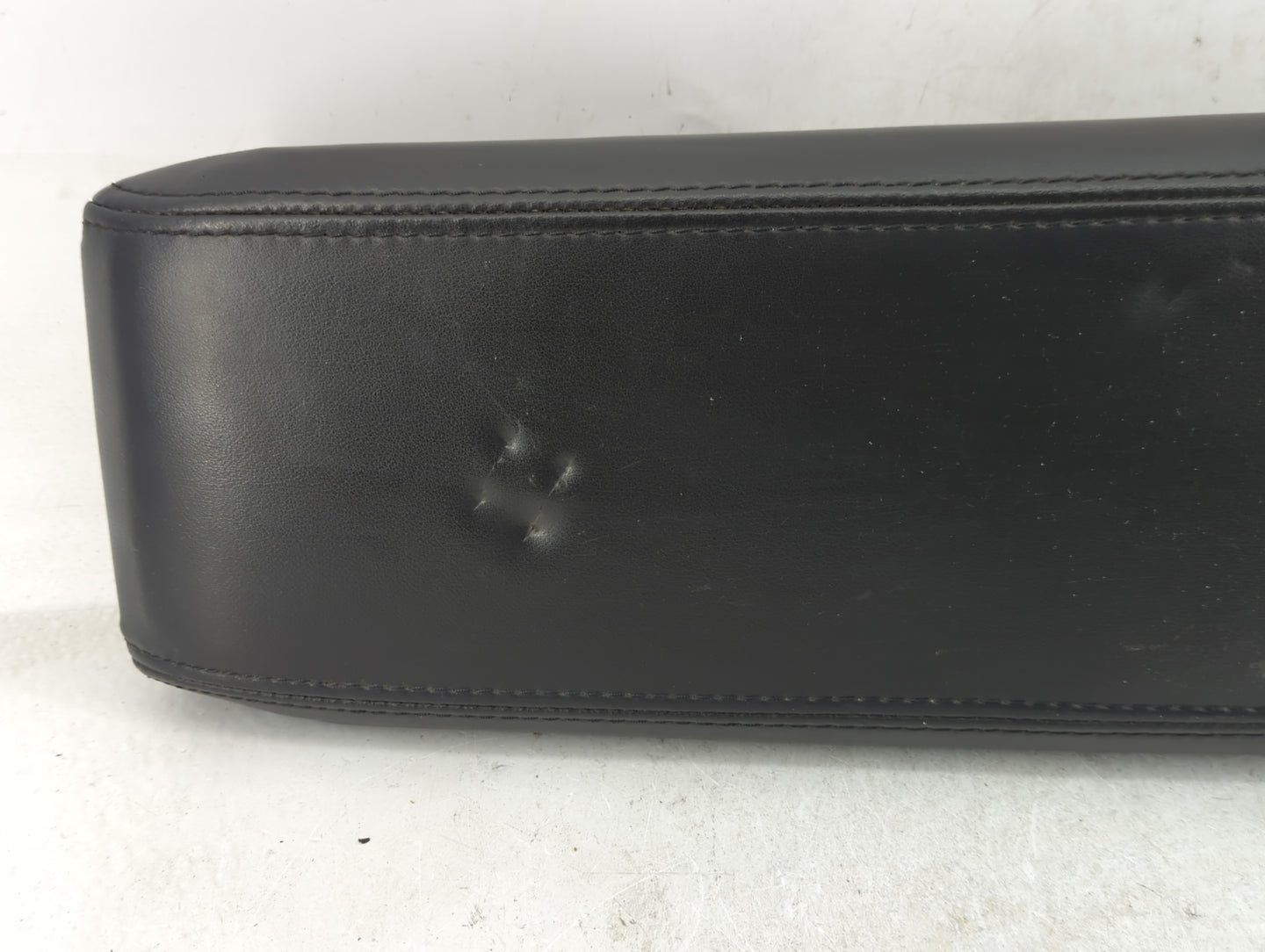 2017 Chevrolet Equinox Center Console Armrest Cover Lid Fits OEM Used Auto Parts - Oemusedautoparts1.com