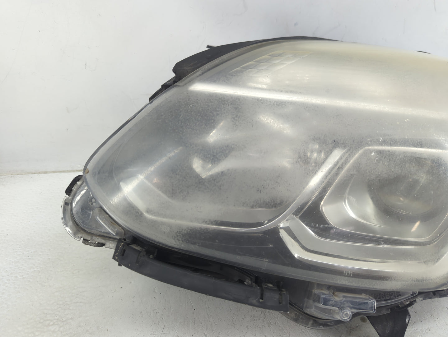 2016-2017 Chevrolet Equinox Driver Left Oem Head Light Headlight Lamp - Oemusedautoparts1.com