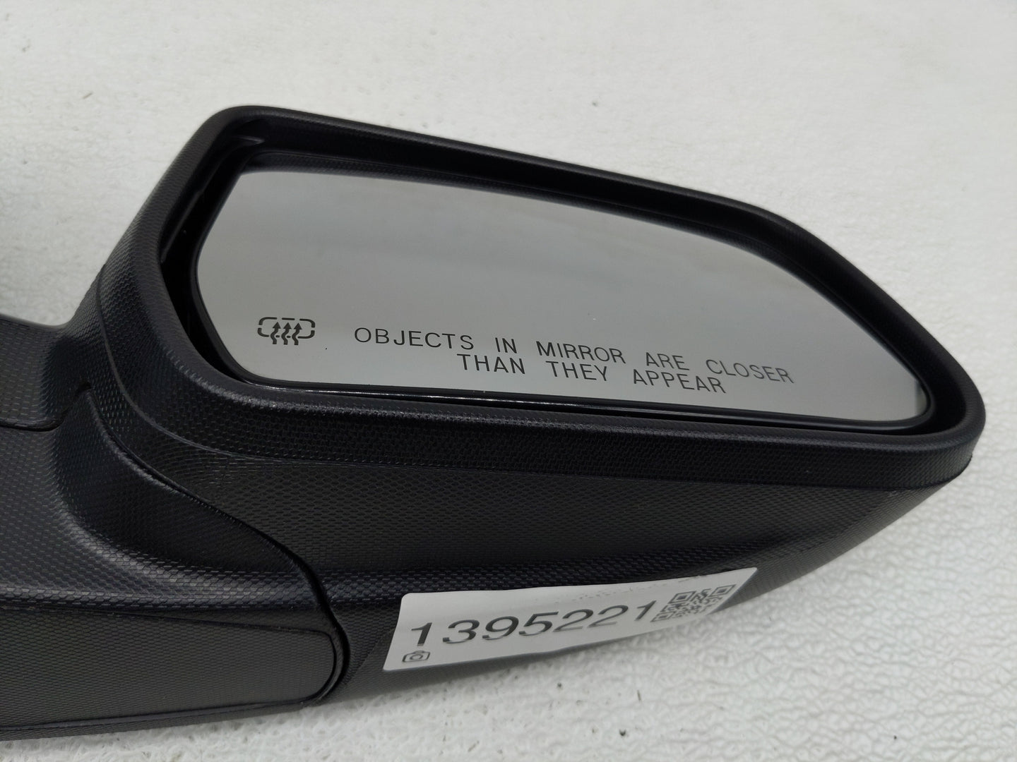 2015-2017 Chevrolet Equinox Passenger Side View Mirror - Right Door Mirror OEM Used - Oemusedautoparts1.com