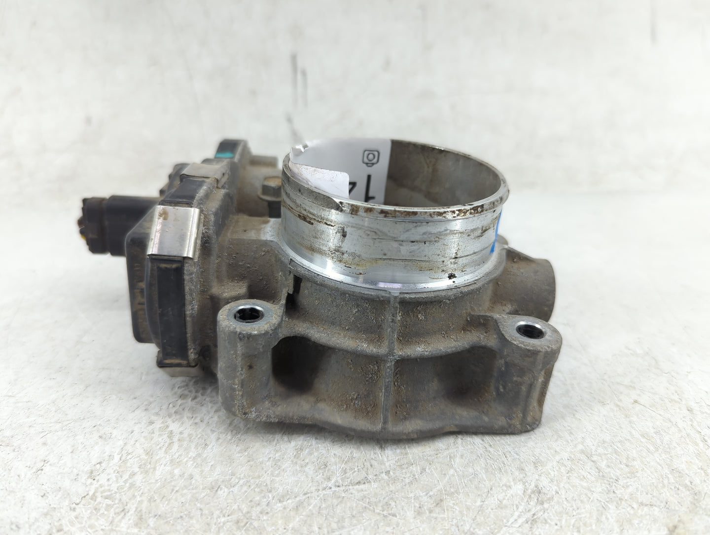 2016-2017 Chevrolet Equinox Throttle Body P/N:12669146AA Fits Fits 2016 2017 OEM Used Auto Parts - Oemusedautoparts1.com