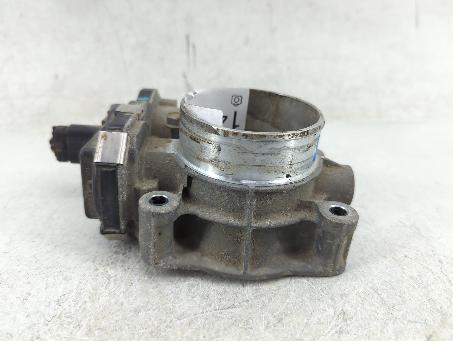 2016-2017 Chevrolet Equinox Throttle Body P/N:12669146AA Fits Fits 2016 2017 OEM Used Auto Parts - Oemusedautoparts1.com