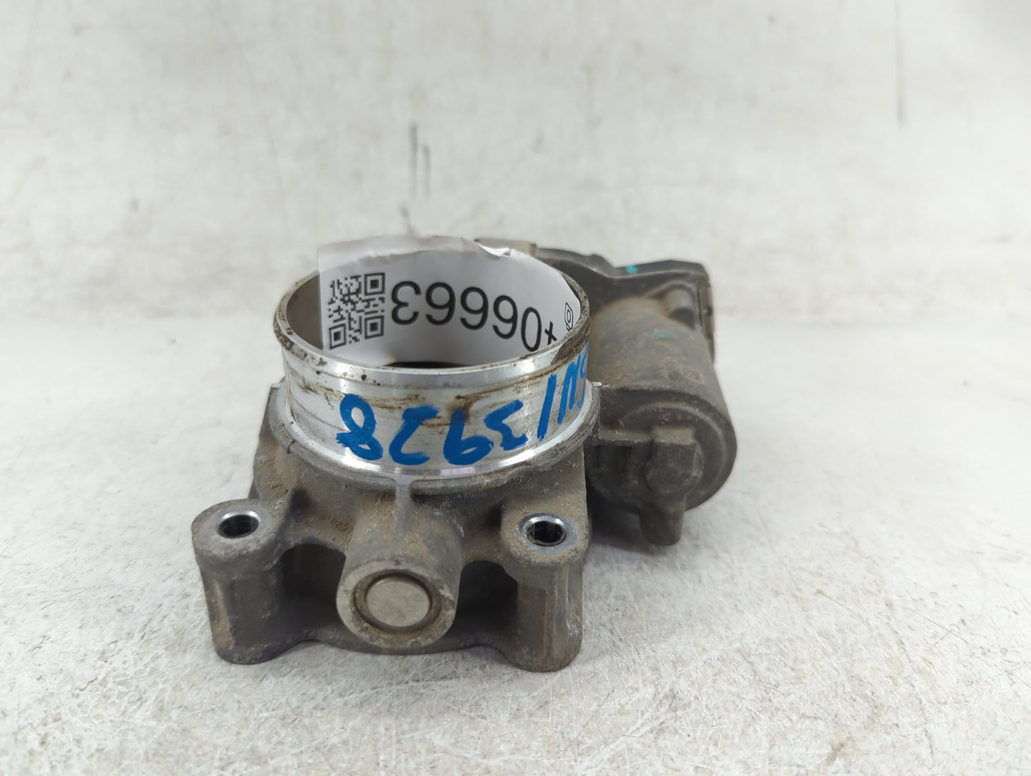 2016-2017 Chevrolet Equinox Throttle Body P/N:12669146AA Fits Fits 2016 2017 OEM Used Auto Parts - Oemusedautoparts1.com