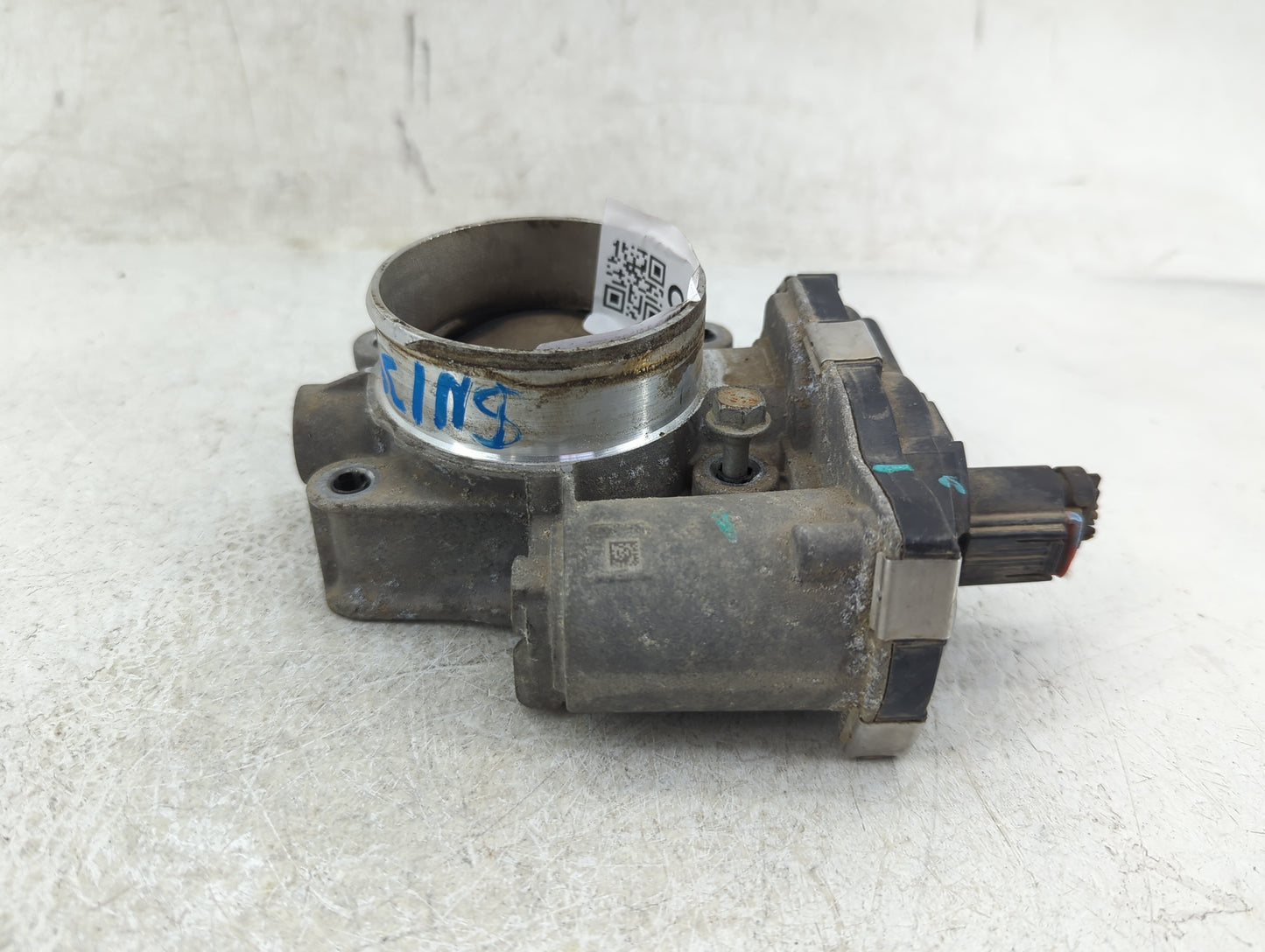2016-2017 Chevrolet Equinox Throttle Body P/N:12669146AA Fits Fits 2016 2017 OEM Used Auto Parts - Oemusedautoparts1.com