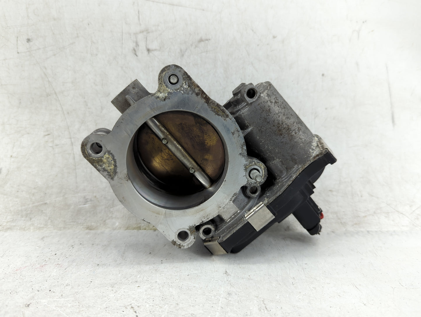 2016-2017 Chevrolet Equinox Throttle Body P/N:12670834AA Fits Fits 2016 2017 OEM Used Auto Parts - Oemusedautoparts1.com