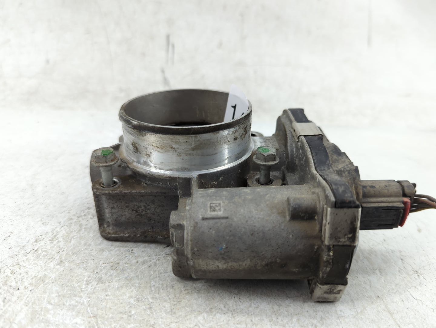 2016-2017 Chevrolet Equinox Throttle Body P/N:12670834AA Fits Fits 2016 2017 OEM Used Auto Parts - Oemusedautoparts1.com