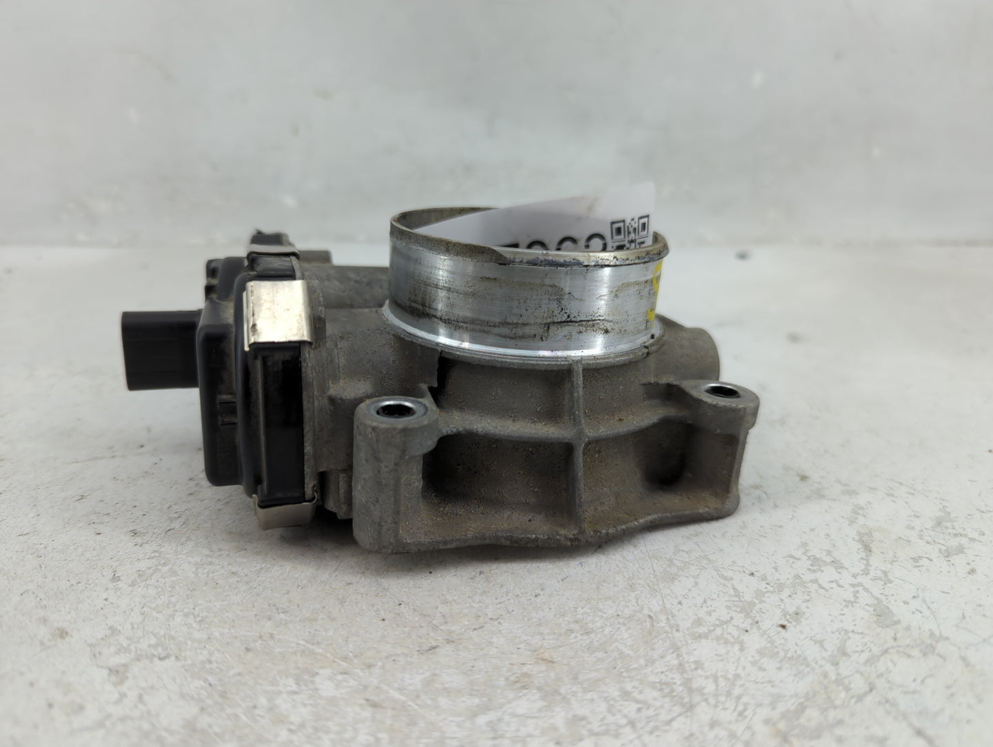 2016-2017 Chevrolet Equinox Throttle Body P/N:12670834AA Fits Fits 2016 2017 OEM Used Auto Parts - Oemusedautoparts1.com