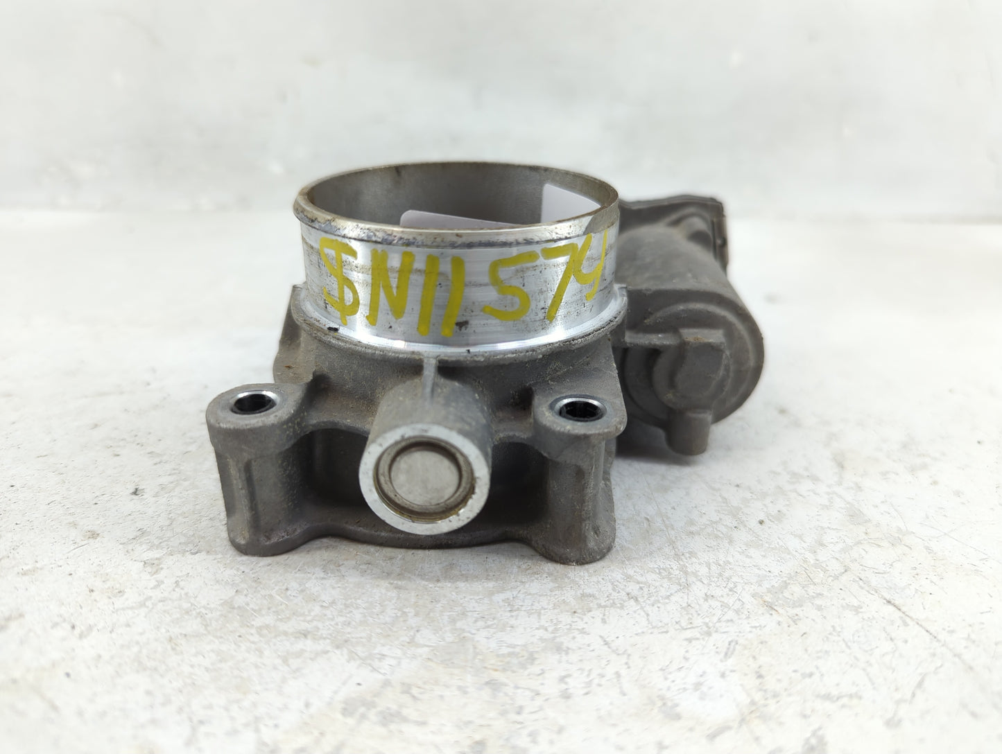 2016-2017 Chevrolet Equinox Throttle Body P/N:12670834AA Fits Fits 2016 2017 OEM Used Auto Parts - Oemusedautoparts1.com