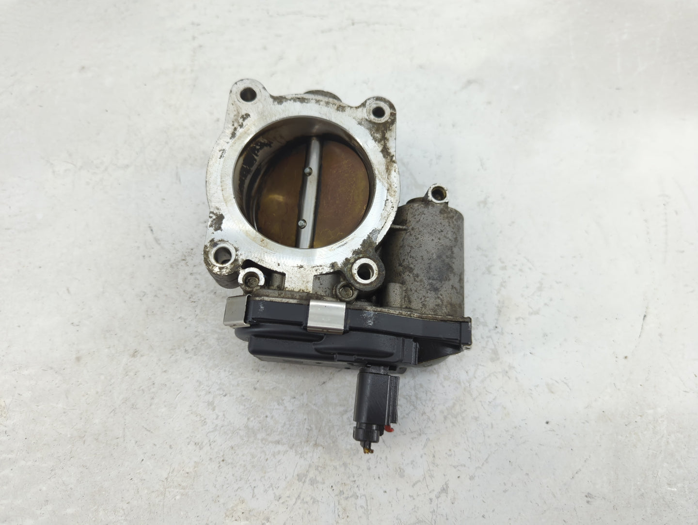 2016-2017 Chevrolet Equinox Throttle Body P/N:12670834AA Fits Fits 2016 2017 OEM Used Auto Parts - Oemusedautoparts1.com