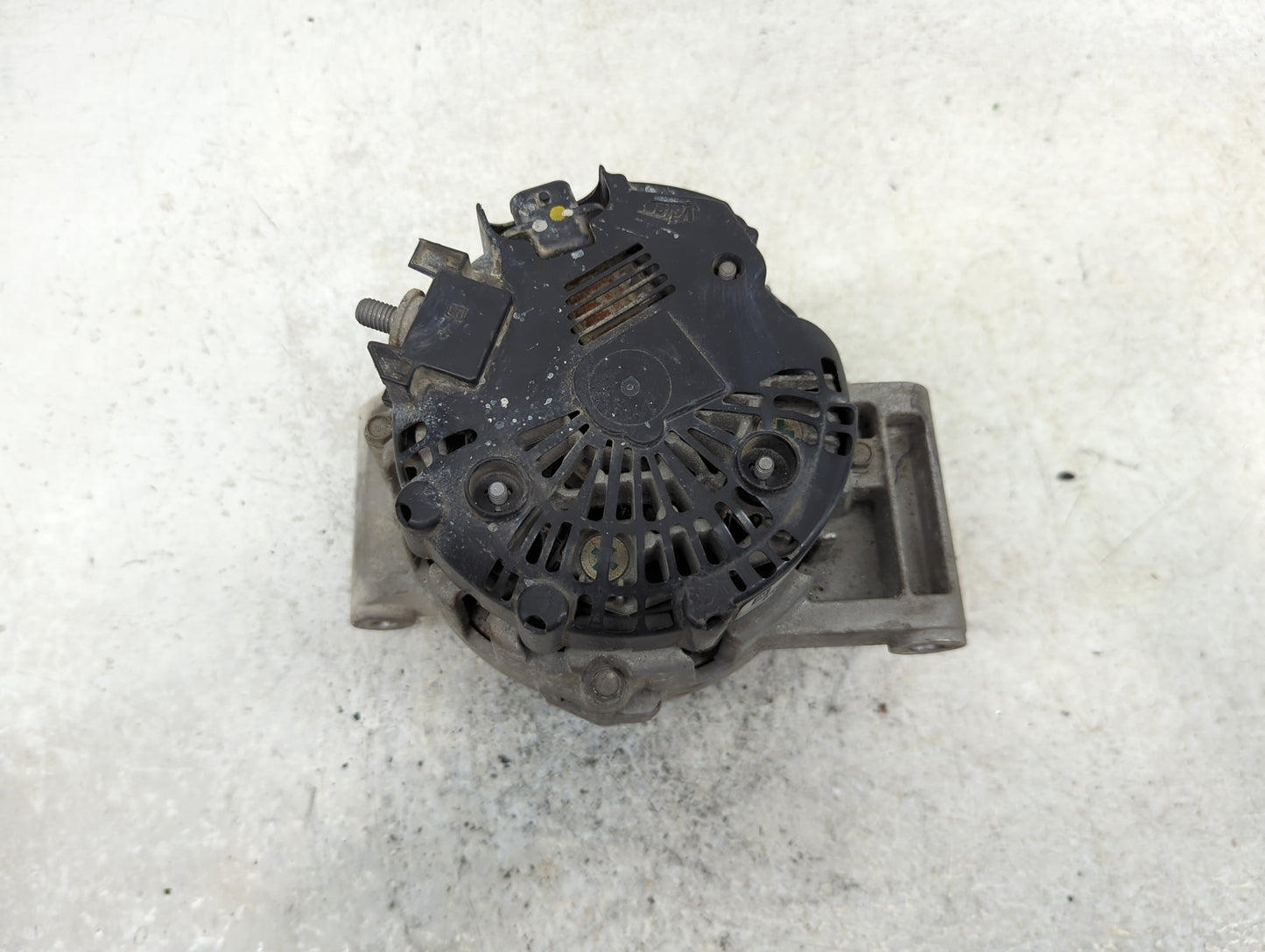 2010-2017 Chevrolet Equinox Alternator Replacement Generator Charging Assembly Engine OEM P/N:2620360 B 13588328 Fits OEM Us
