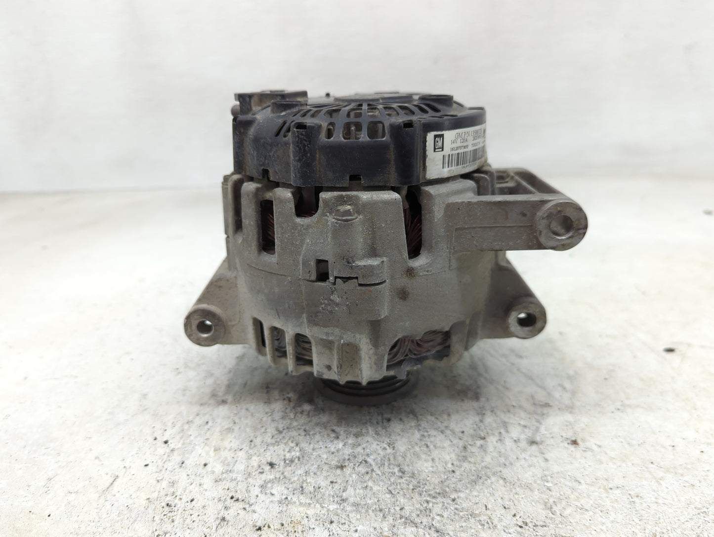2010-2017 Chevrolet Equinox Alternator Replacement Generator Charging Assembly Engine OEM P/N:2620360 B 13588328 Fits OEM Us