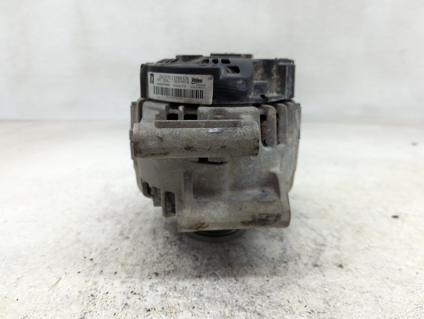2010-2017 Chevrolet Equinox Alternator Replacement Generator Charging Assembly Engine OEM P/N:2620360 B 13588328 Fits OEM Us