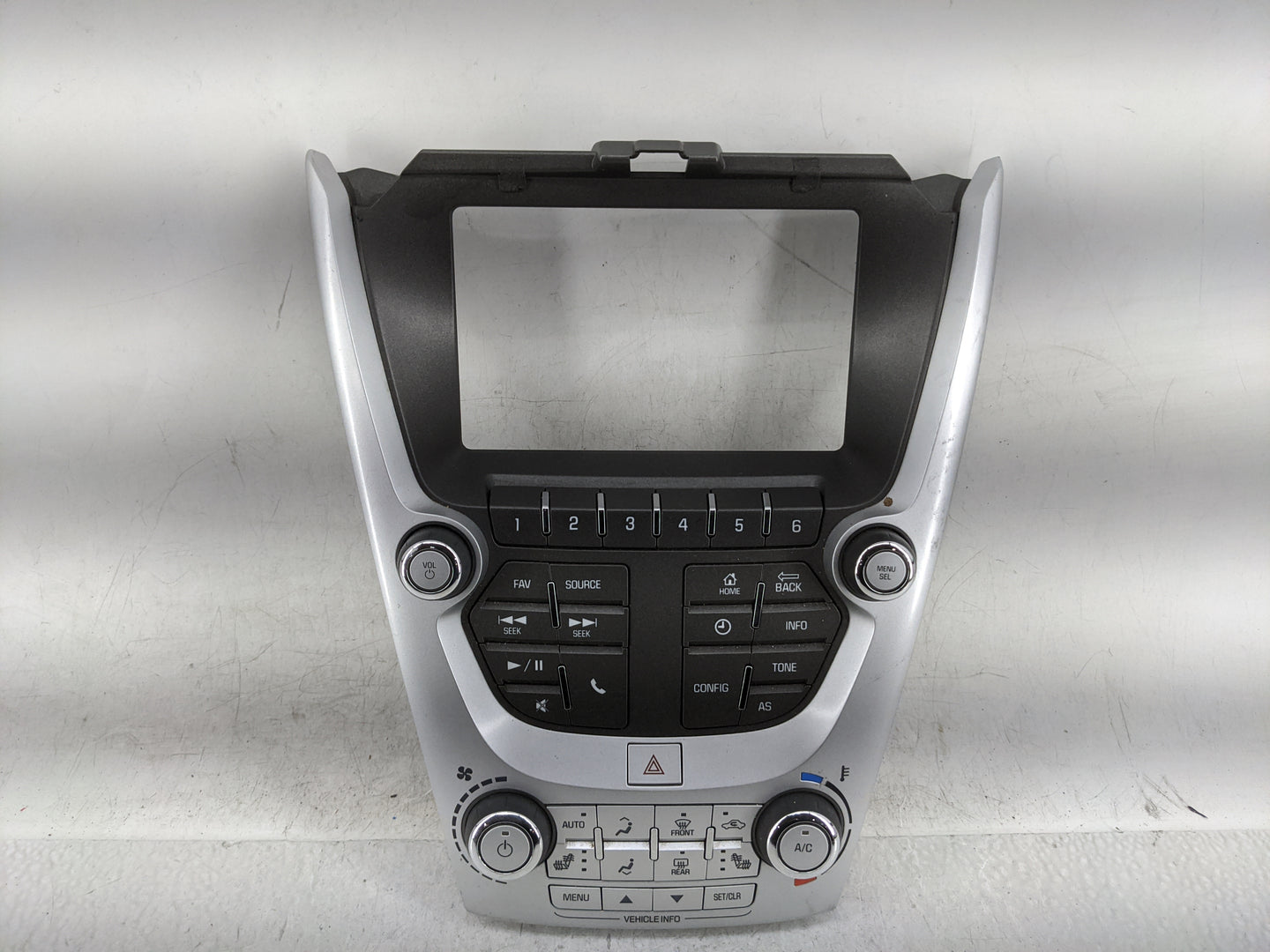 2016-2017 Chevrolet Equinox Radio Control Panel - Oemusedautoparts1.com