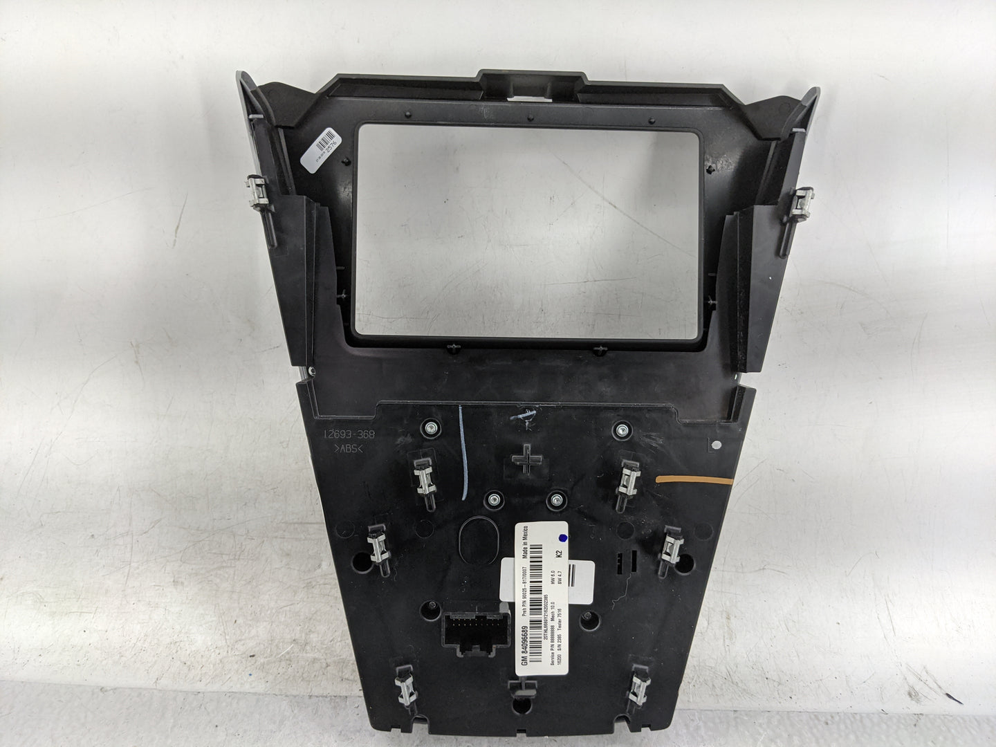 2016-2017 Chevrolet Equinox Radio Control Panel - Oemusedautoparts1.com