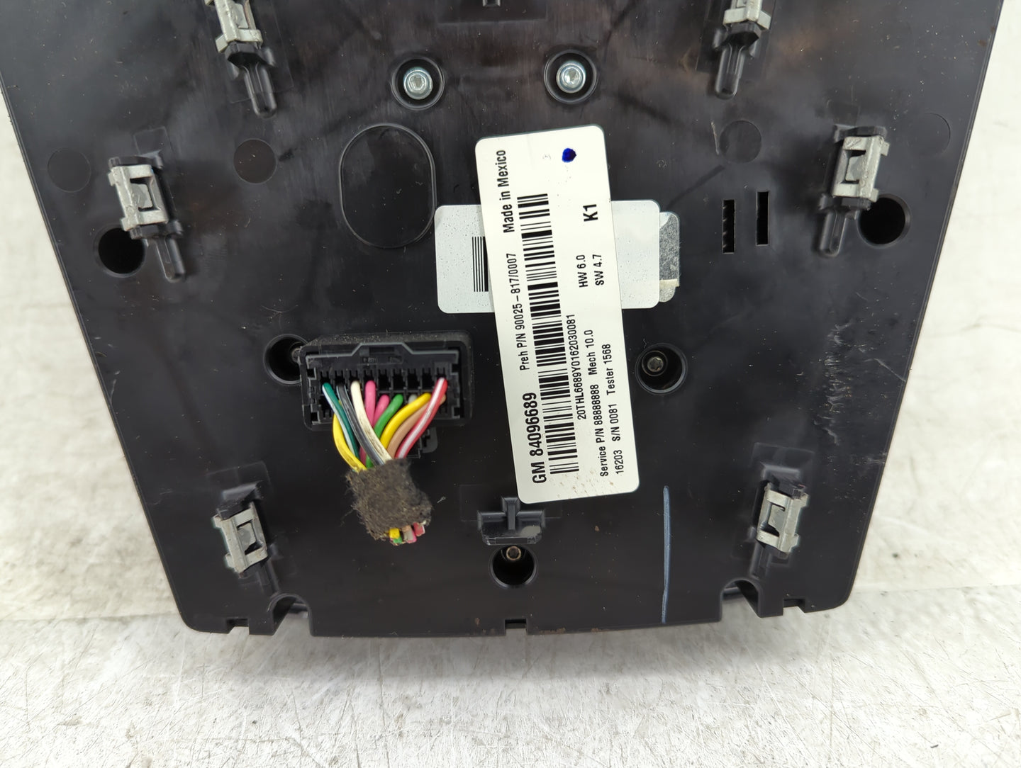 2016-2017 Chevrolet Equinox Radio Control Panel - Oemusedautoparts1.com