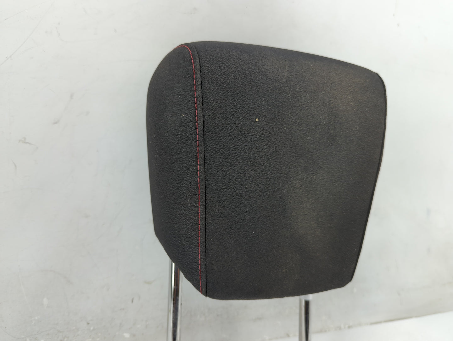2014-2017 Chevrolet Equinox Headrest Head Rest Front Driver Passenger Seat Fits Fits 2014 2015 2016 2017 OEM Used Auto Parts