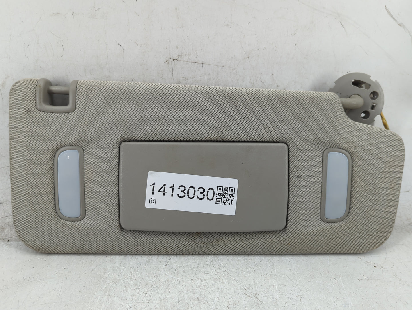 2010-2017 Chevrolet Equinox Sun Visor Shade Replacement Passenger Right Mirror Fits Fits 2010 2011 2012 2013 2014 2015 2016 