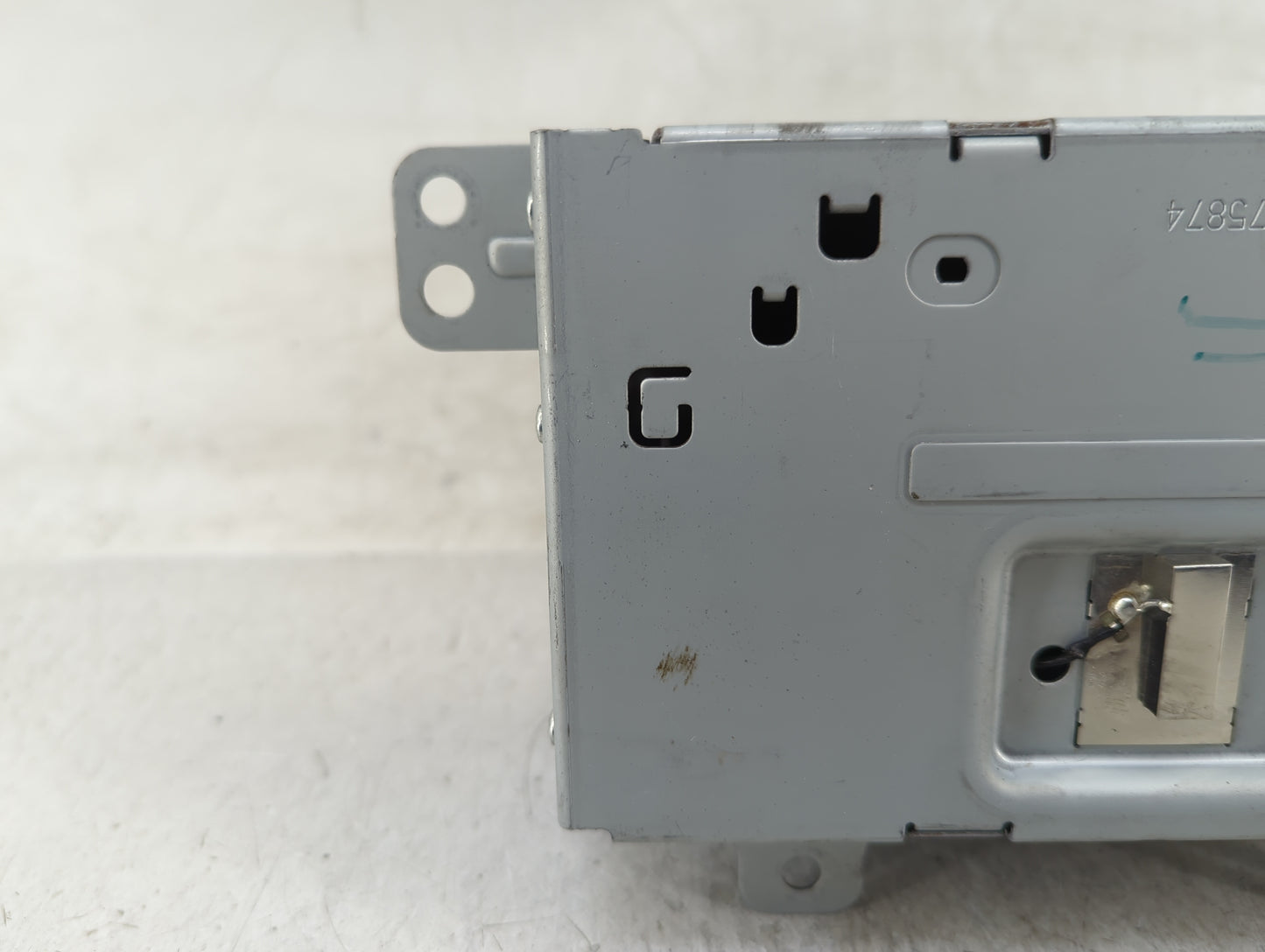 2016-2017 Chevrolet Equinox Radio AM FM Cd Player Receiver Replacement P/N:84064074 Fits Fits 2016 2017 OEM Used Auto Parts 