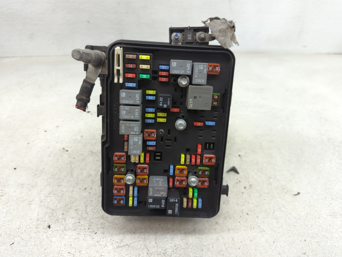 2016-2017 Chevrolet Equinox Fusebox Fuse Box Panel Relay Module P/N:13500127 13500114, 13500113, 13468934 Fits Fits 2016 201