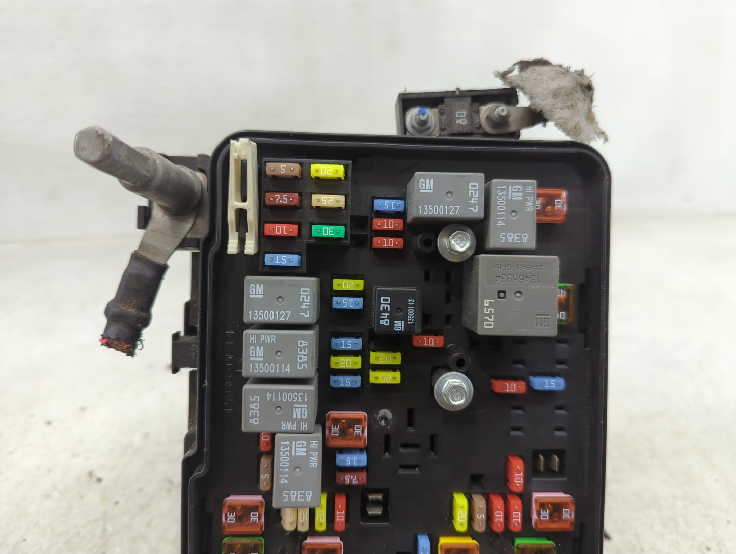 2016-2017 Chevrolet Equinox Fusebox Fuse Box Panel Relay Module P/N:13500127 13500114, 13500113, 13468934 Fits Fits 2016 201