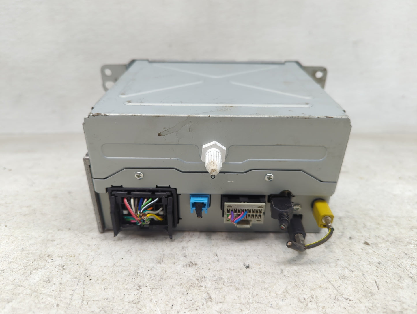 2016-2017 Chevrolet Equinox Radio AM FM Cd Player Receiver Replacement P/N:84064074 Fits Fits 2016 2017 OEM Used Auto Parts 