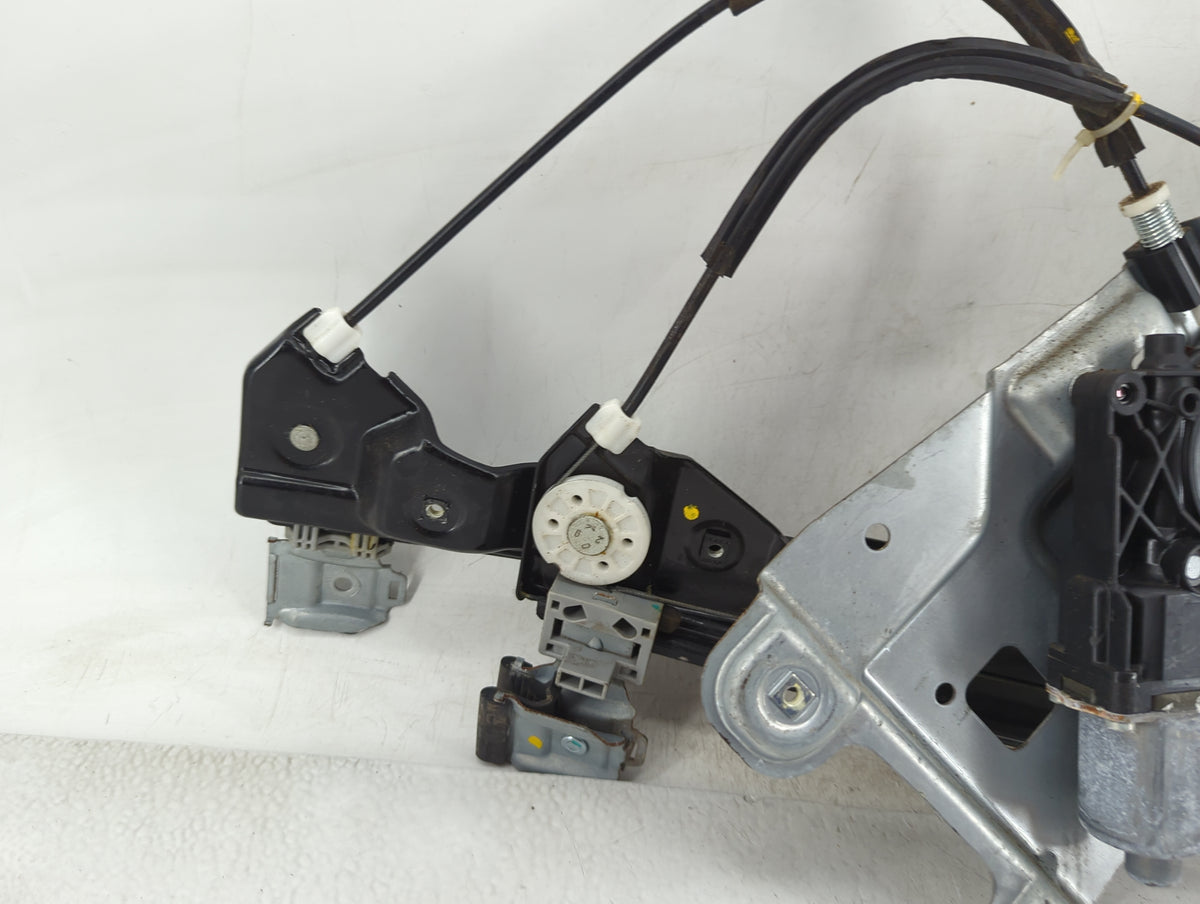 2012-2017 Chevrolet Equinox Used Driver Left Front Window Regulator 1415384 - Oemusedautoparts1.com