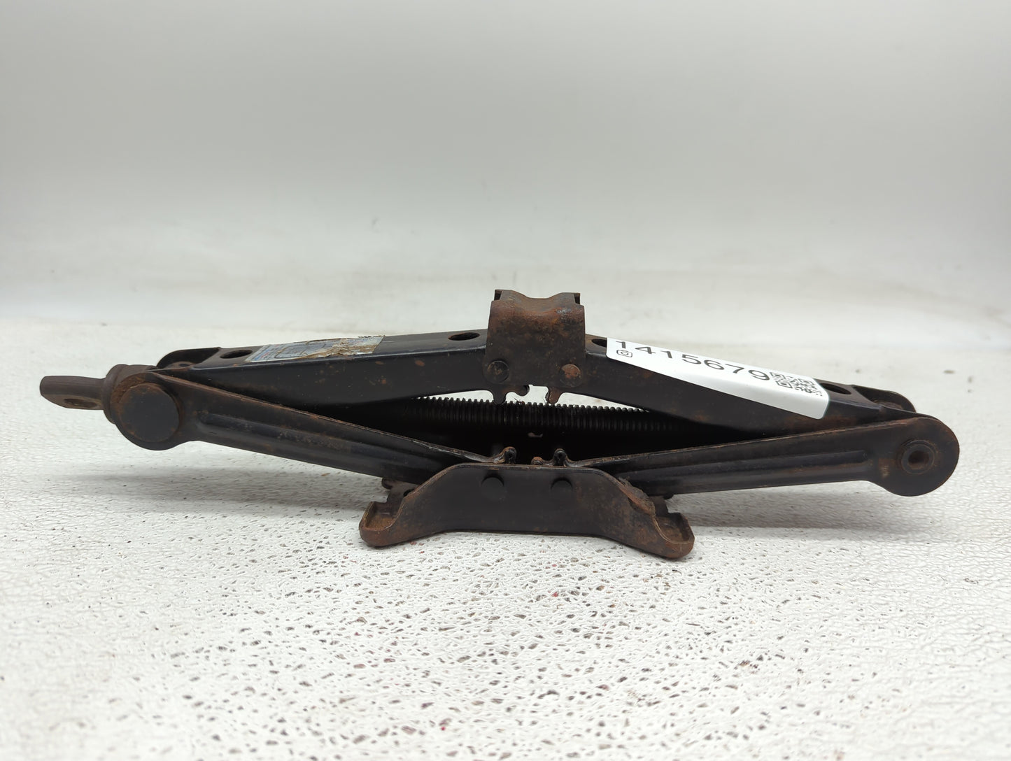 2017 Chevrolet Equinox Spare Scissor Car Jack - Oemusedautoparts1.com