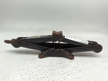 2017 Chevrolet Equinox Spare Scissor Car Jack - Oemusedautoparts1.com