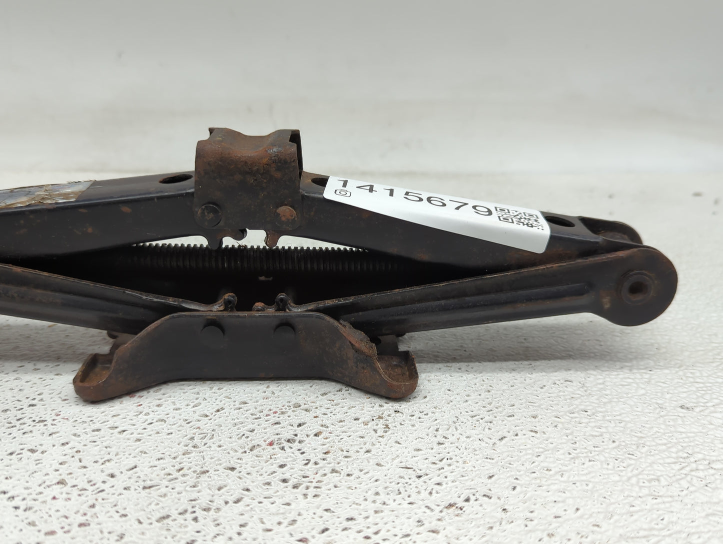 2017 Chevrolet Equinox Spare Scissor Car Jack - Oemusedautoparts1.com
