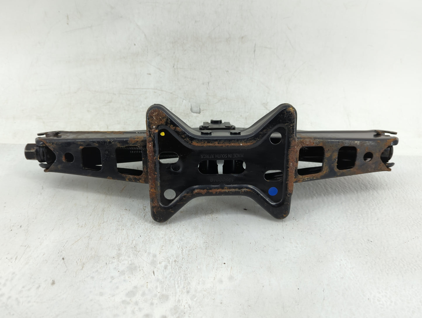 2017 Chevrolet Equinox Spare Scissor Car Jack - Oemusedautoparts1.com