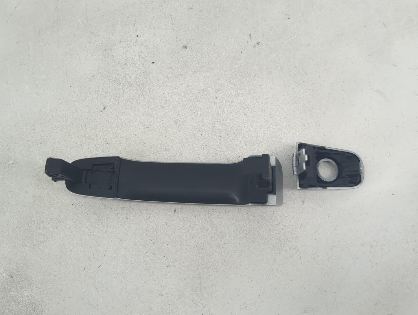 2010 Chevrolet Equinox Driver Front Left Door Handle Exterior Assembly - Oemusedautoparts1.com