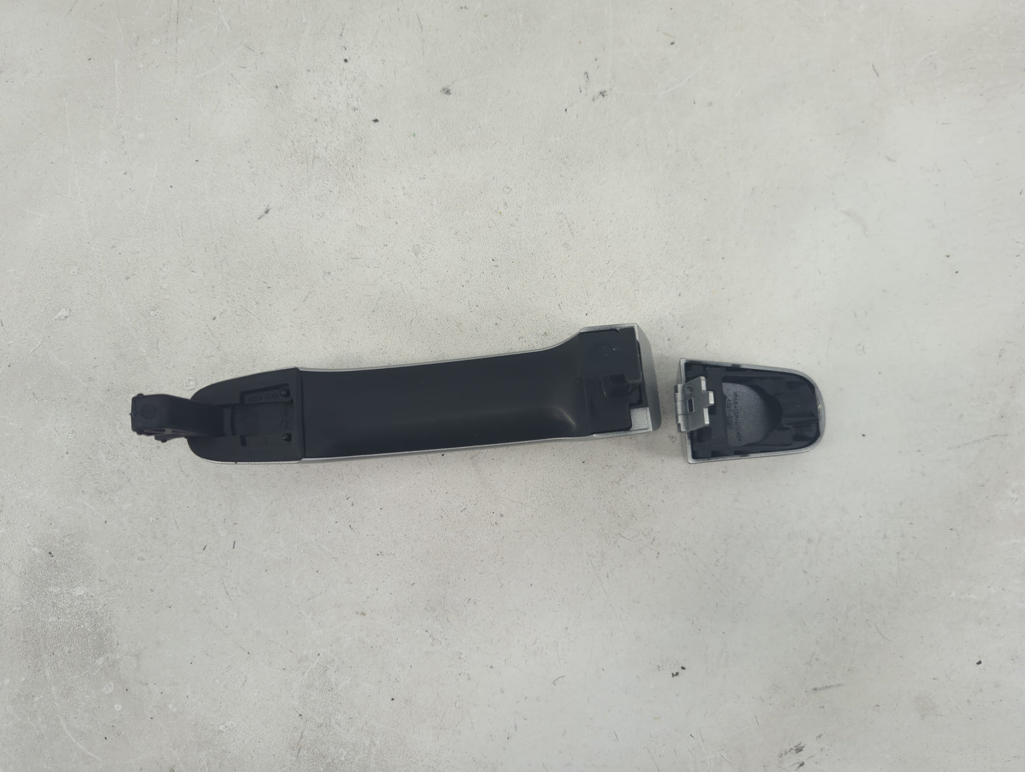 2010 Equinox Passenger Rear Right Door Handle Exterior Assembly - Oemusedautoparts1.com