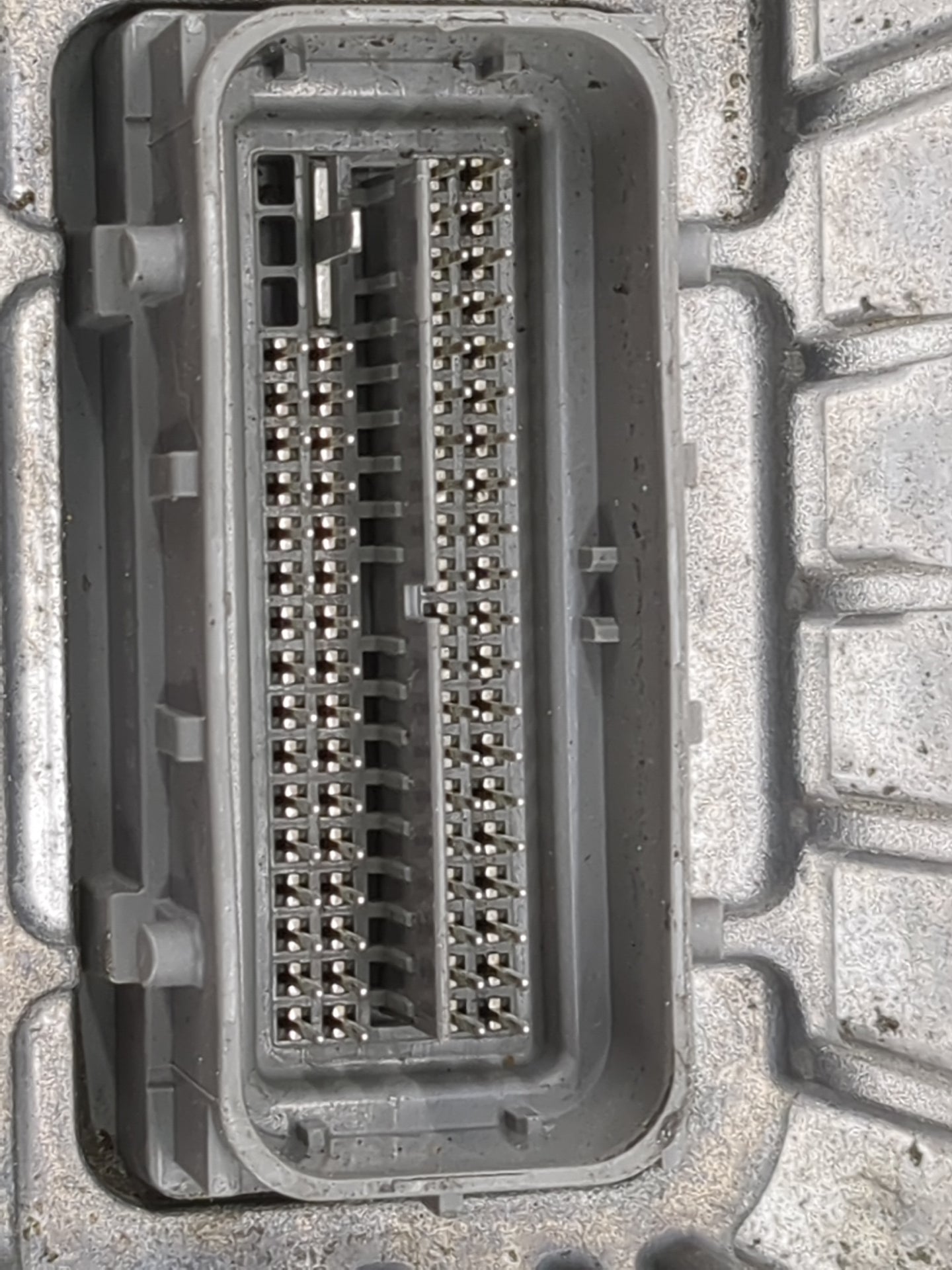 2017 Chevrolet Equinox PCM Engine Control Computer ECU ECM PCU OEM P/N:12667189 12667002 Fits Fits 2018 2019 2020 OEM Used A