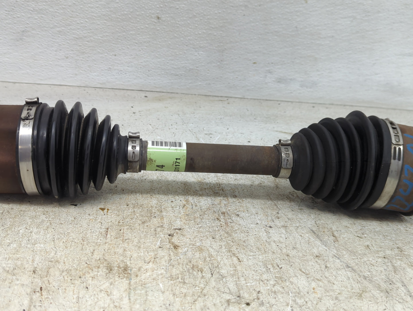 2010-2017 Chevrolet Equinox Axle Shaft Front Driver Cv C/v - Oemusedautoparts1.com