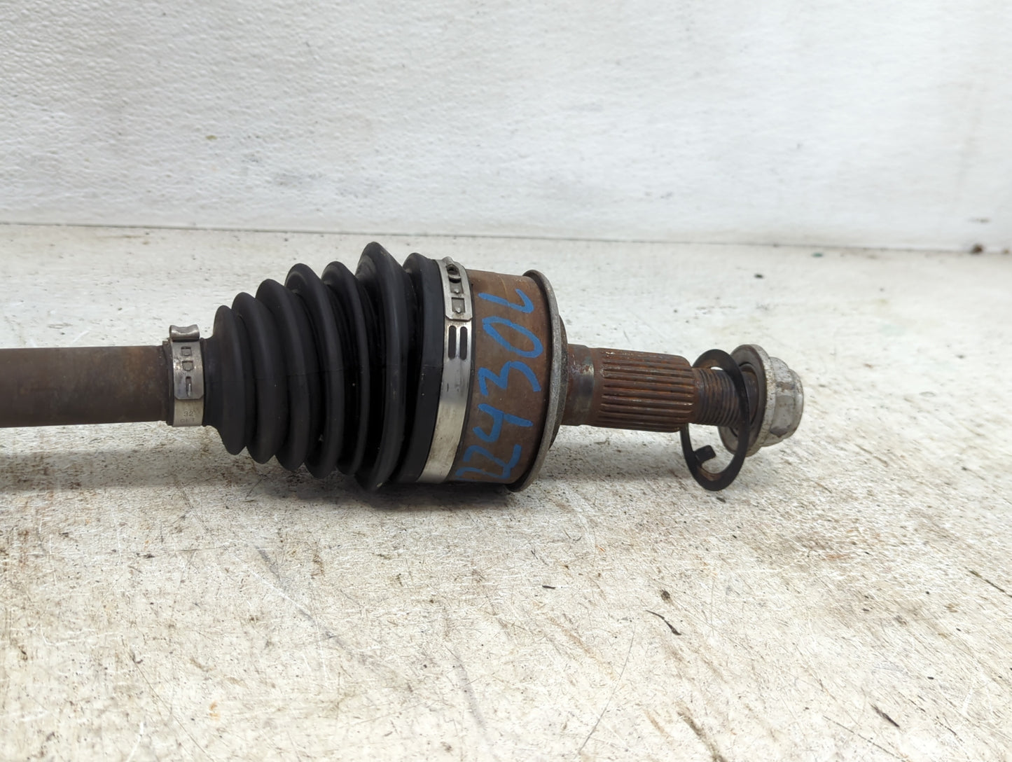 2010-2017 Chevrolet Equinox Axle Shaft Front Driver Cv C/v - Oemusedautoparts1.com